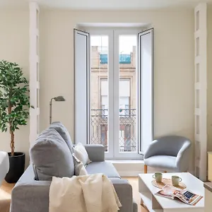 https://opera-apartments-alameda.es-andalucia.com